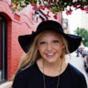 Meet your Posher, Tori